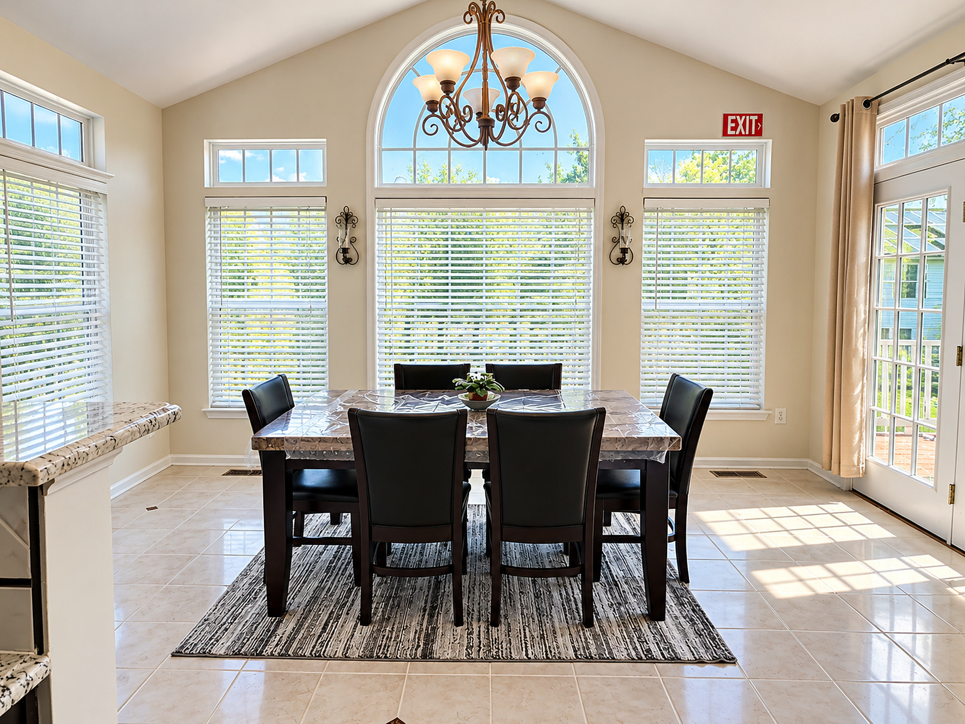The vaulted dining room at Serenade House